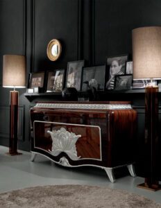 Credenza Claridge’s hotel